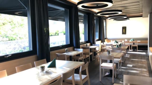 Hotel Der Loewen, Loewen Betriebs- Und Management Gmbh Bludenz Esterno foto